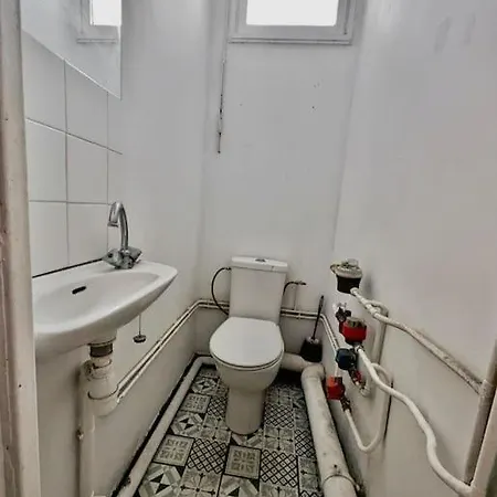 Calme Dans Le Centre Avec Parking Gratuit Apartment *